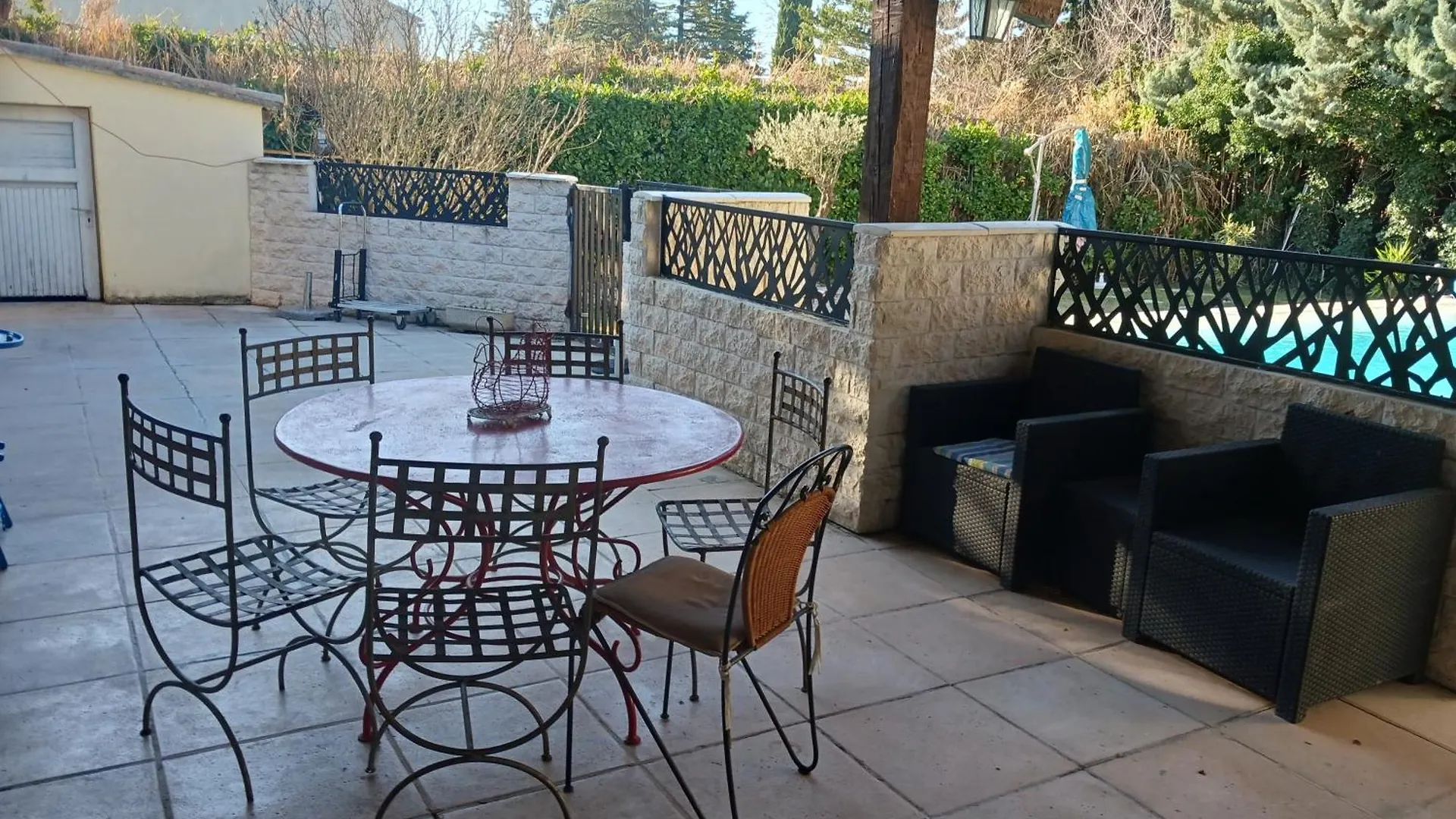 Maison Terrasse Piscine La Celle-sous-Gouzon Holiday home