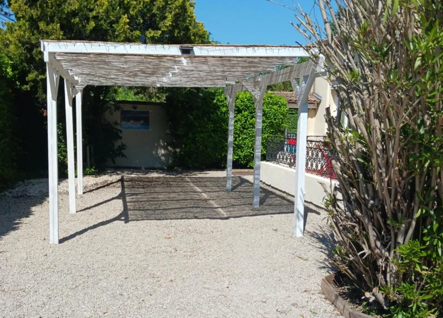 Maison Terrasse Piscine La Celle-sous-Gouzon Cavaillon
